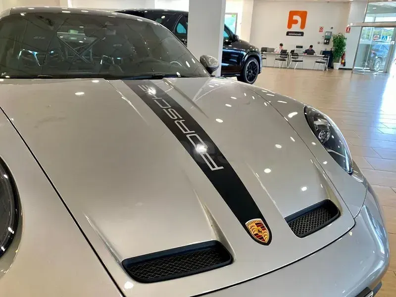 Usado Porsche 911 GT3 510 CV (375 kW) 2023 Gris / plata Coupe