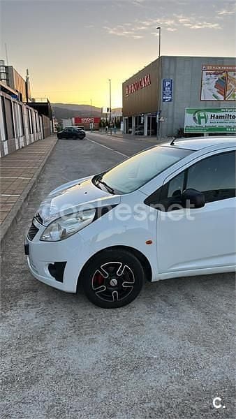 Blanco Usado 2010 Chevrolet Spark Utilitario | 2700 € - Imagen 1/1