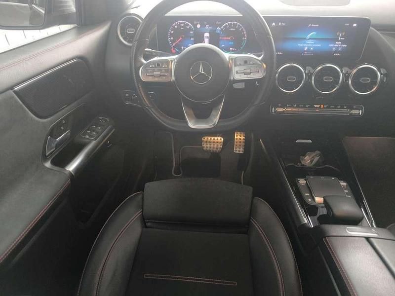 Usado Mercedes GLA250 218 CV (160 kW) 2023 Gris SUV