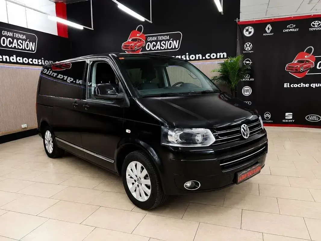 Usado VW Multivan Highline 179 CV (131 kW) 2011 Negro Monovolumen