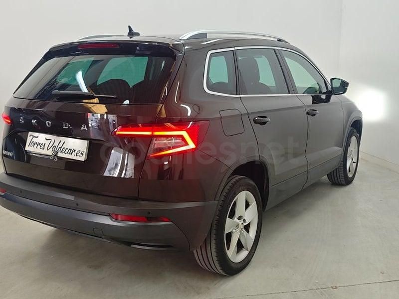 Usado Skoda Karoq Ambition 115 CV (84 kW) 2021 Marrón SUV