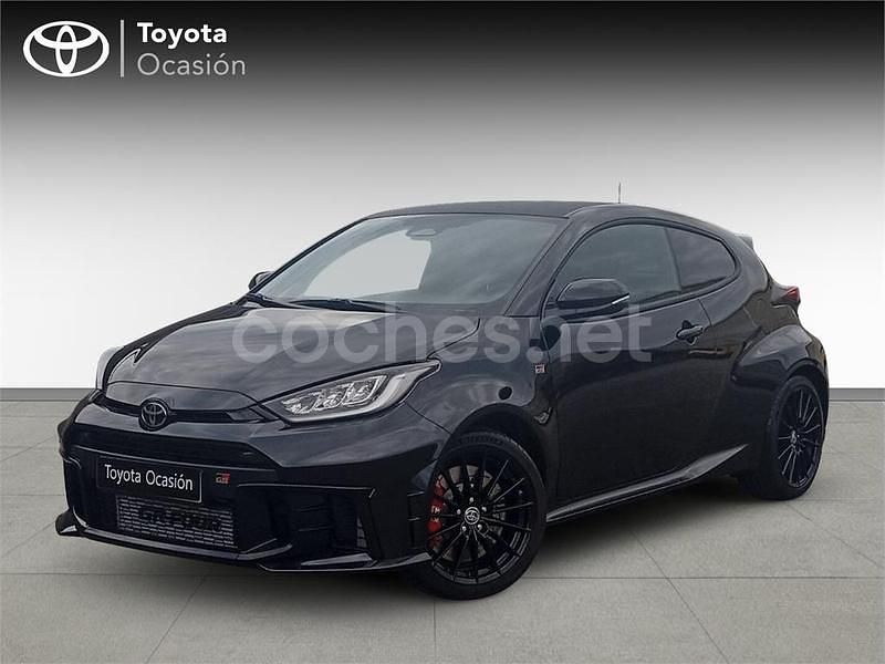 Negro Nuevo 2025 Toyota Yaris Berlina | 55.990 € (Caro) - Imagen 1/4