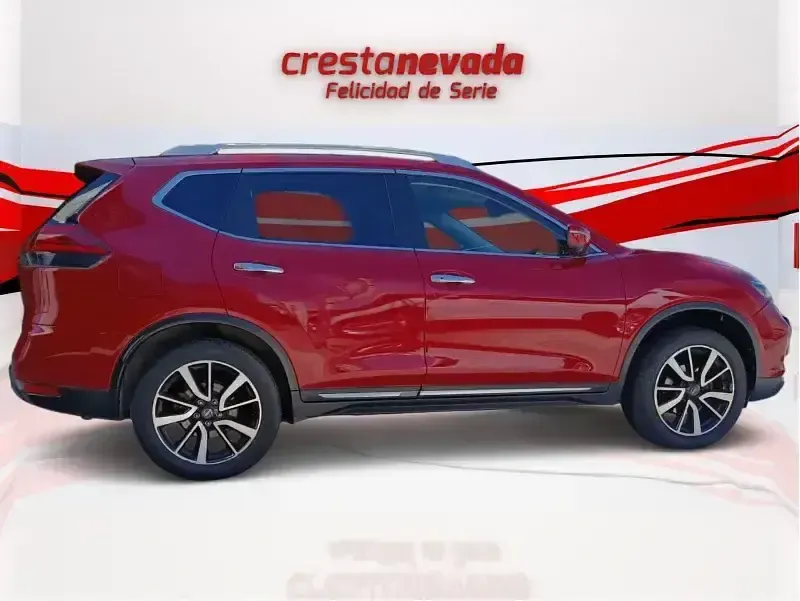 Usado Nissan X-Trail Tekna 159 CV (116 kW) 2020 Rojo SUV