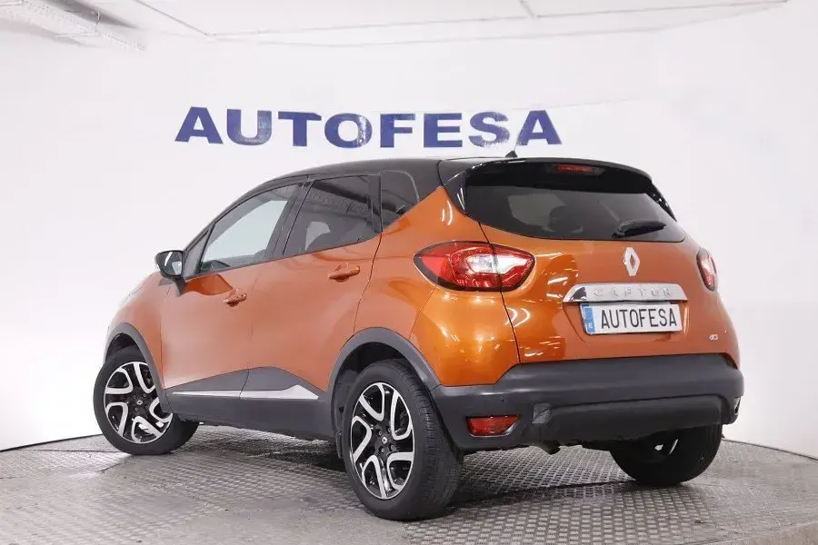 Usado Renault Captur 90 CV (66 kW) 2015 Butano SUV