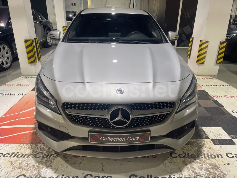 Usado Mercedes CLA200 156 CV (114 kW) 2018 Gris / plata Berlina