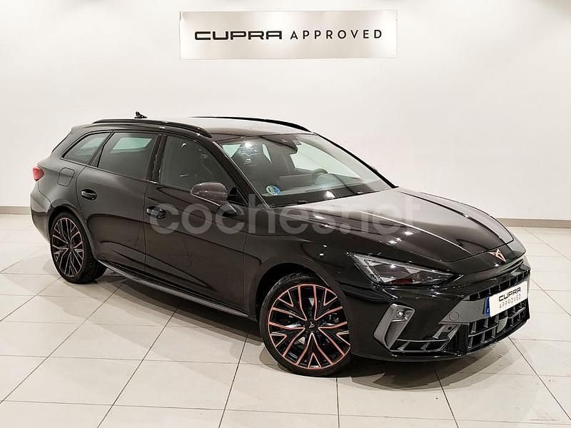Negro Usado 2024 Cupra Leon Familiar | 34.900 € - Imagen 1/4