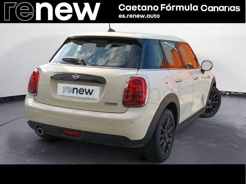 Usado Mini Cooper Clubman 136 CV (100 kW) 2020 Beige Familiar