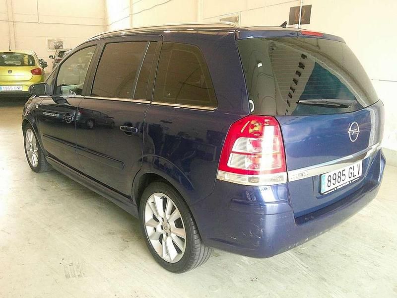 Usado Opel Zafira Cosmo 120 CV (88 kW) 2009 Azul Monovolumen