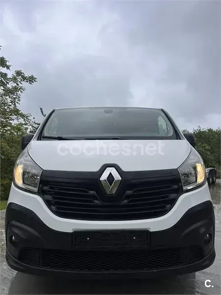 Usado Renault Trafic 120 CV (88 kW) 2019 Blanco Monovolumen