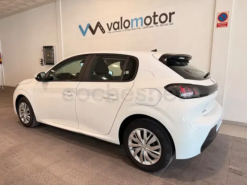 Usado Peugeot 208 Active 100 CV (73 kW) 2021 Blanco Utilitario