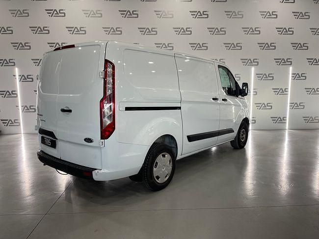 Usado Ford Transit Custom 2021 Blanco Familiar