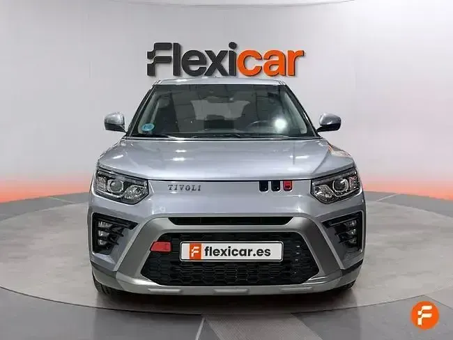 Usado SsangYong Tivoli 135 CV (99 kW) 2024 Gris SUV