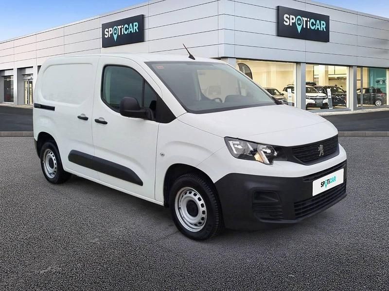 Usado Peugeot Partner S 102 CV (75 kW) 2022 Blanco Monovolumen