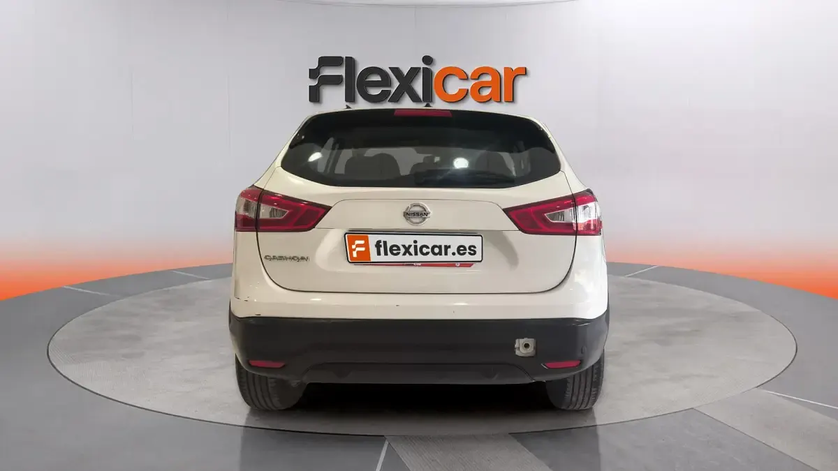 Usado Nissan Qashqai Acenta 110 CV (80 kW) 2017 Blanco SUV