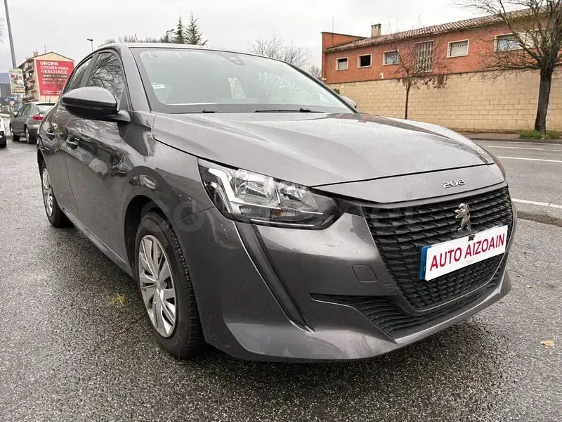 Usado Peugeot 208 Active 100 CV (73 kW) 2022 Gris / plata Utilitario