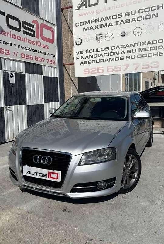 Usado Audi A3 Sportback Ambition 140 CV (102 kW) 2011 Gris Utilitario