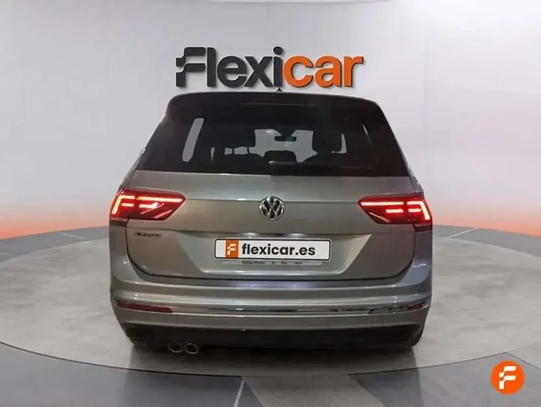 Usado VW Tiguan Sport 150 CV (110 kW) 2019 Gris SUV