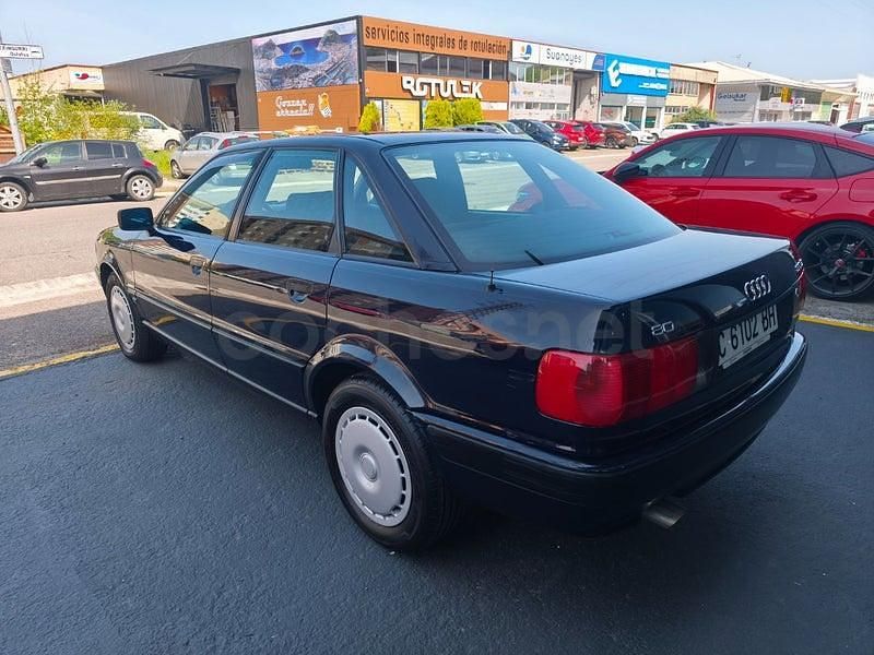 Usado Audi 80 115 CV (84 kW) 1994 Azul Berlina