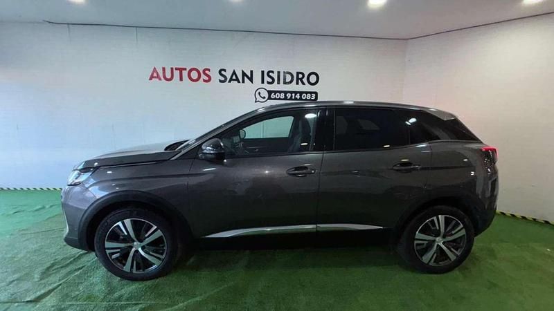 Usado Peugeot 3008 Active 131 CV (96 kW) 2023 Gris / plata SUV