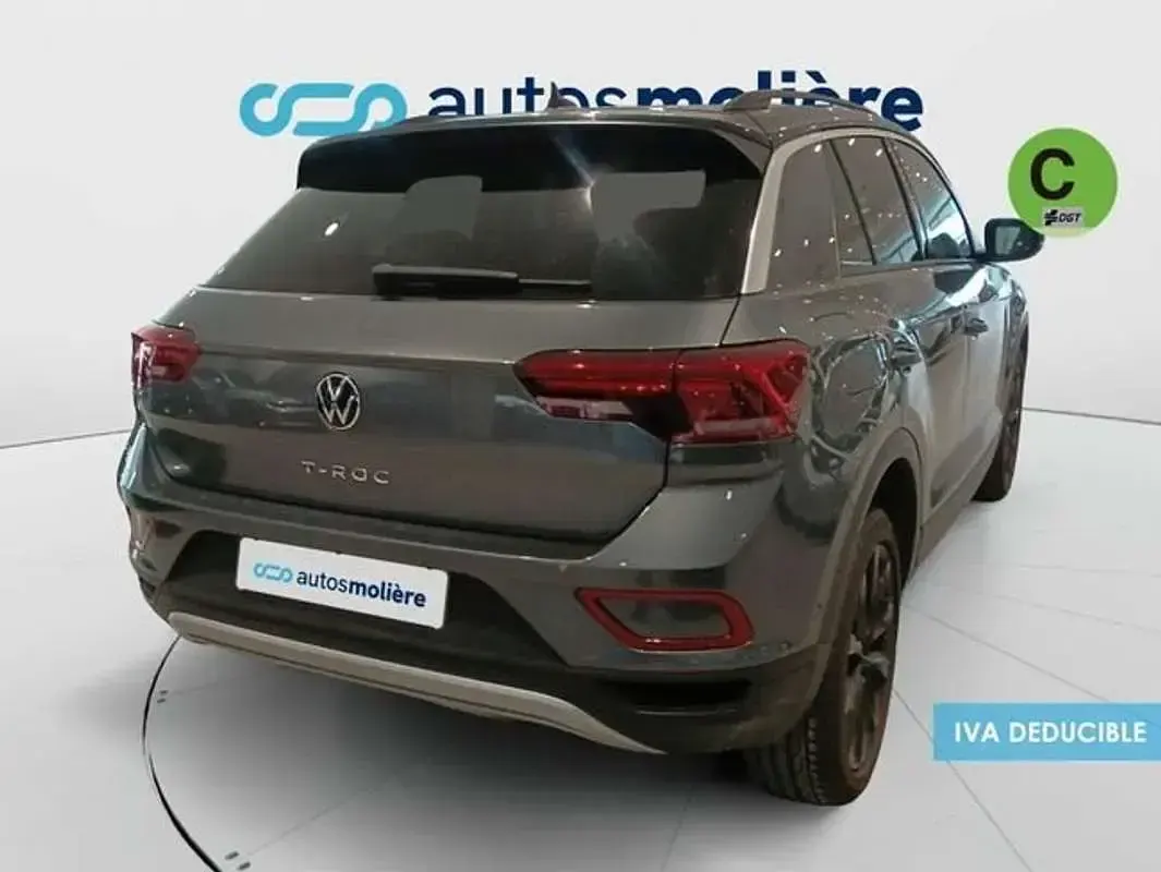 Usado VW T-Roc 110 CV (80 kW) 2023 Gris SUV