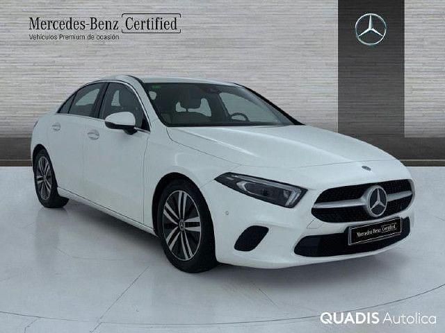 Usado Mercedes A200 Progressive 150 CV (110 kW) 2022 Blanco polar