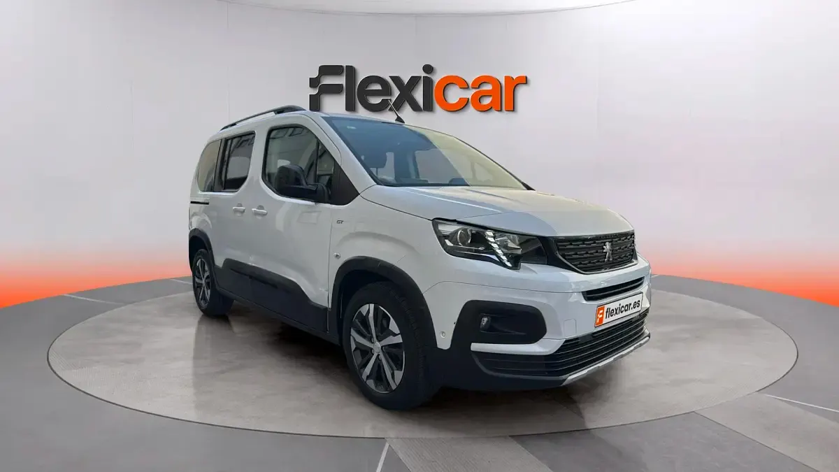 Usado Peugeot Rifter Allure 100 CV (73 kW) 2023 Monovolumen