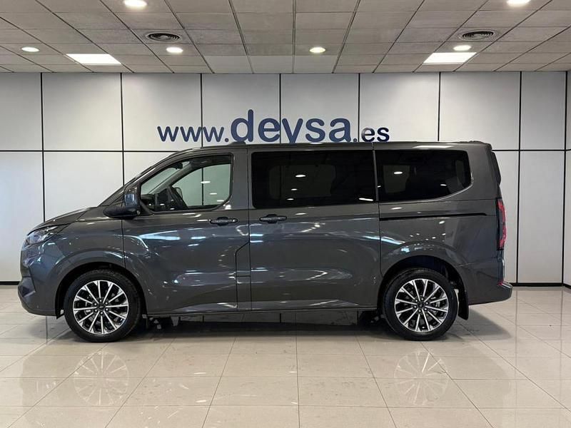 Nuevo Ford Tourneo Titanium X 170 CV (125 kW) 2025 Gris / plata Monovolumen