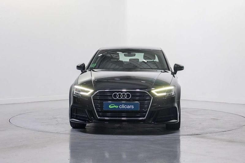 Usado Audi A3 S-Line 116 CV (85 kW) 2017 Negro Berlina