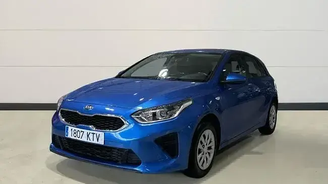 Usado Kia Ceed 100 HP (73 kW) 2019 Azul Citadino
