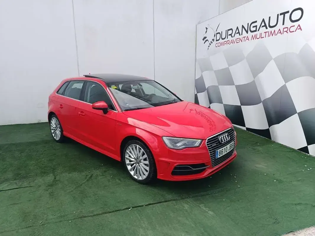 Usado Audi A3 Sportback e-tron 204 CV (150 kW) 2015 Rojo Utilitario
