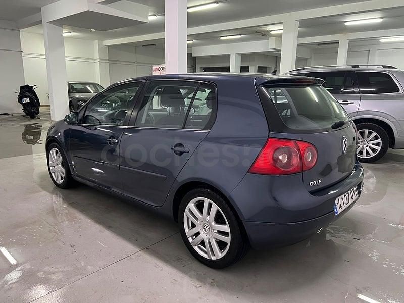 Usado VW Golf IV Sportline 105 CV (77 kW) 2006 Azul Berlina