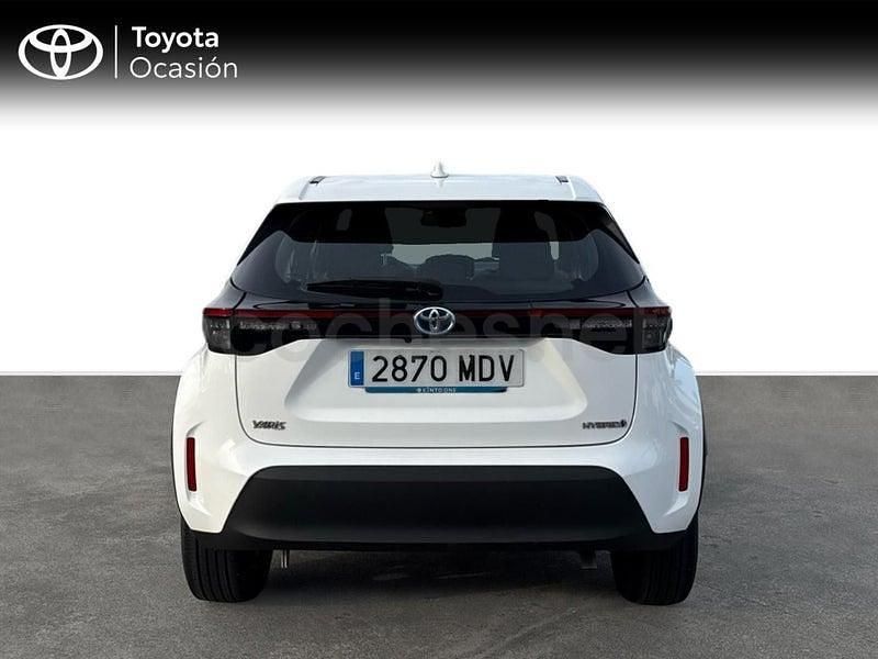 Usado Toyota Yaris Cross Active 116 CV (85 kW) 2023 Blanco SUV