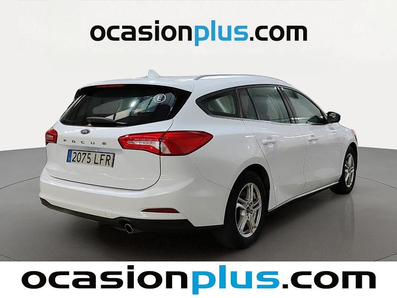 Usado Ford Focus Trend+ 120 CV (88 kW) 2020 Blanco Monovolumen