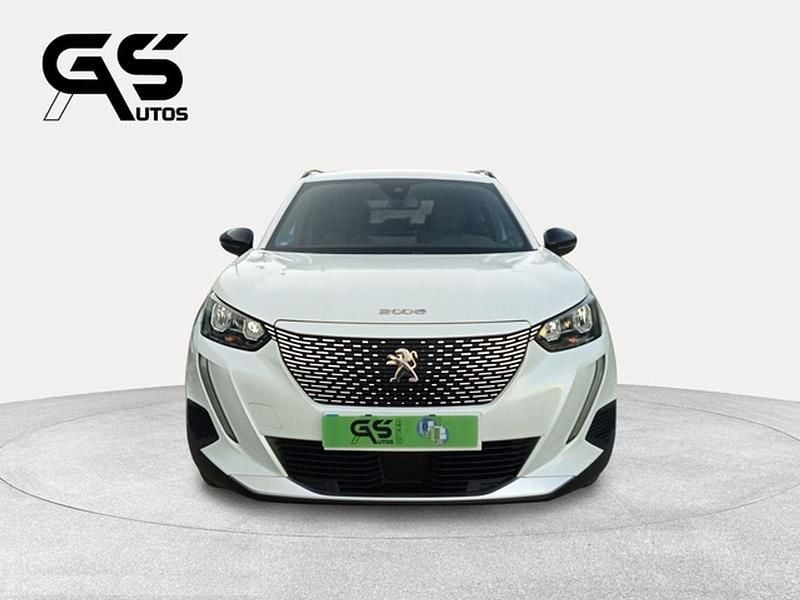 Usado Peugeot e-2008 Allure 100 kW (136 CV) 2023 Blanco SUV