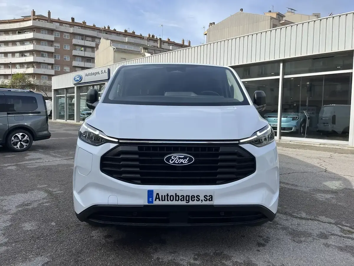 Nuevo Ford Transit Custom Trend 136 CV (100 kW) 2025 Blanco Van