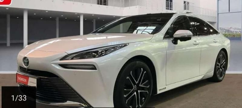 Usado Toyota Mirai Luxury 182 CV (133 kW) 2022 Blanco Berlina