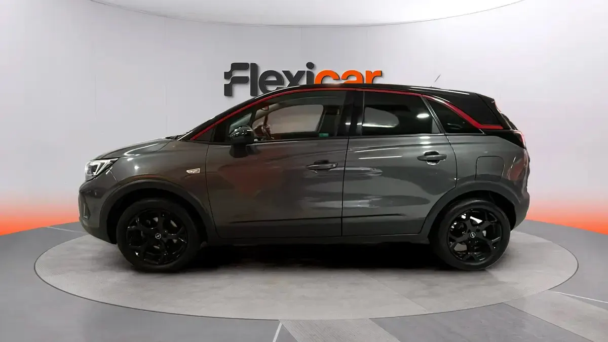 Usado Opel Crossland 110 CV (80 kW) 2023 Gris SUV