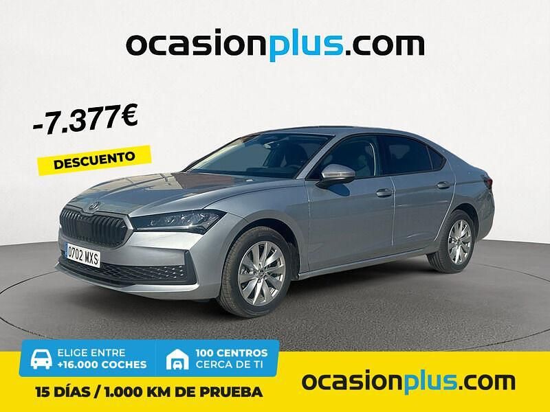 Gris Nuevo 2025 Skoda Superb Essence Berlina | 31.980 € (Precio justo) - Imagen 1/4
