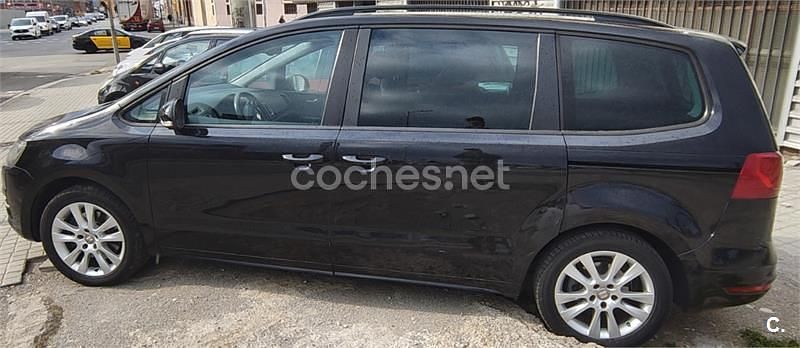 Usado Seat Alhambra Style 177 CV (130 kW) 2013 Negro Monovolumen