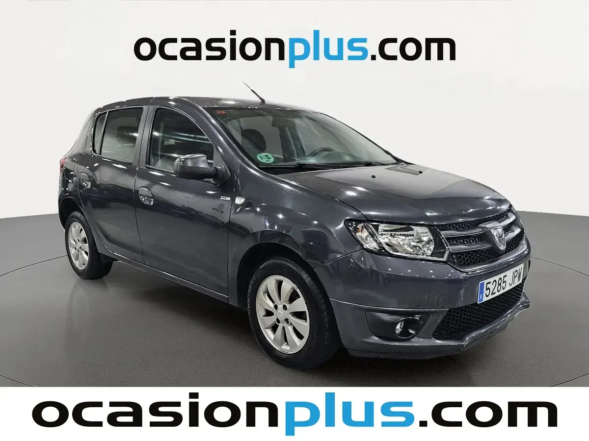 Usado Dacia Sandero 75 CV (55 kW) 2016 Gris Utilitario