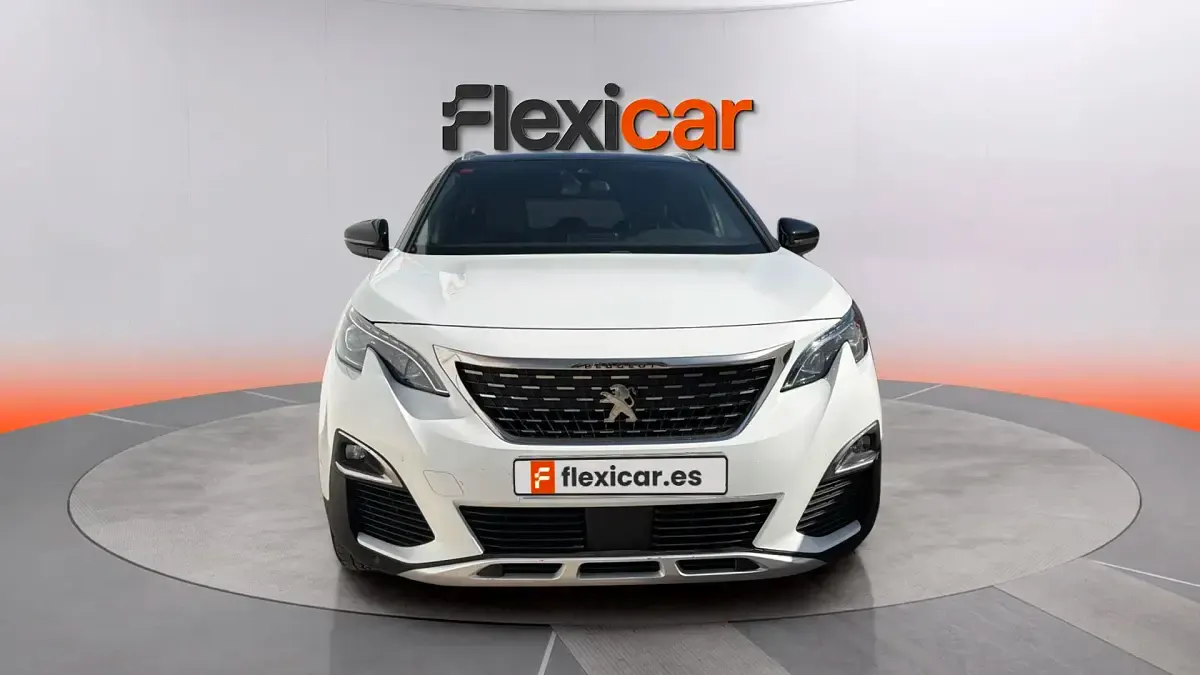 Usado Peugeot 5008 GT-line 131 CV (96 kW) 2019 Blanco SUV