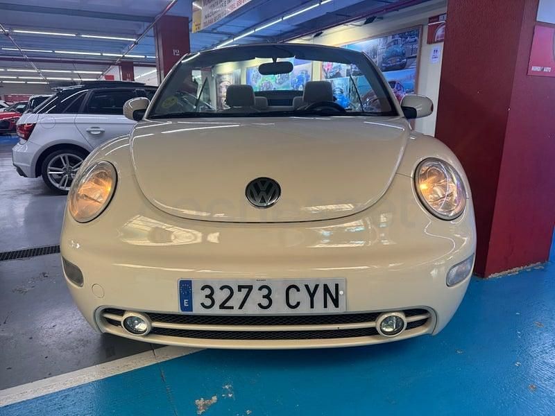 Usado VW New Beetle 102 CV (75 kW) 2004 Beige Utilitario