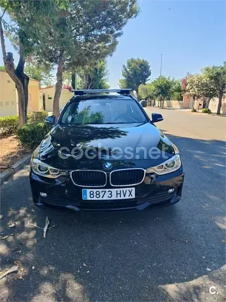 Usado BMW 318 Comfort Edition 143 CV (105 kW) 2014 Negro Familiar