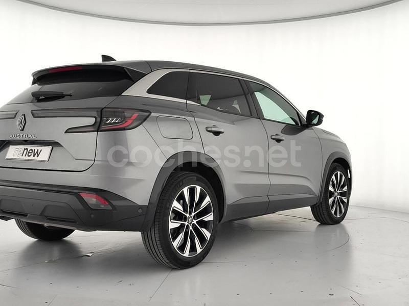 Usado Renault Austral Techno 158 CV (116 kW) 2024 Gris / plata SUV