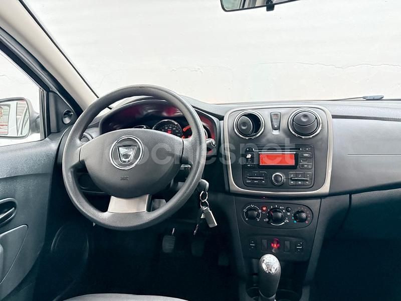 Usado Dacia Sandero Stepway 90 CV (66 kW) 2015 Blanco Berlina