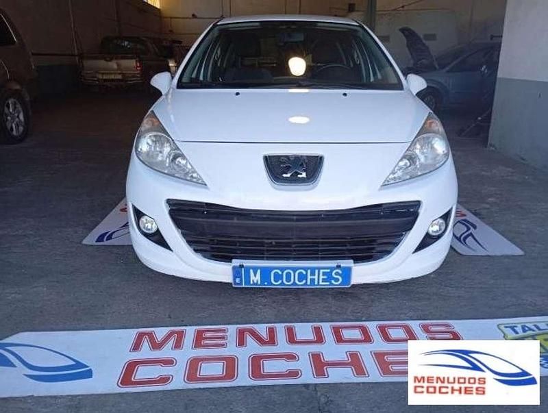 Blanco Usado 2012 Peugeot 207 Utilitario | 5295 € - Imagen 1/4