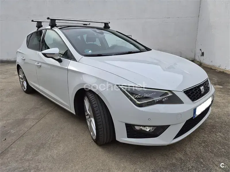 Usado Seat Leon FR 150 CV (110 kW) 2017 Blanco Berlina