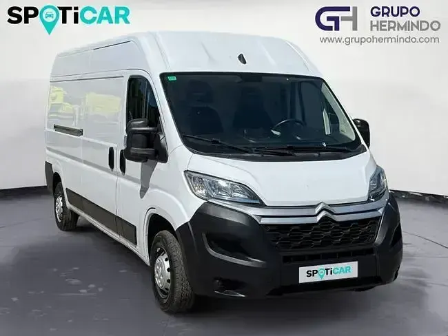 Usado Citroën Jumper 140 CV (102 kW) 2021 Blanco Monovolumen