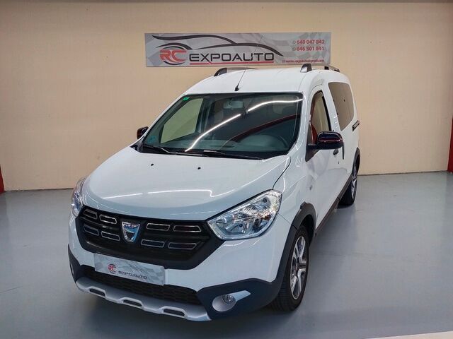 Blanco Usado 2019 Dacia Dokker Essentiel Van | 17.490 € - Imagen 1/4