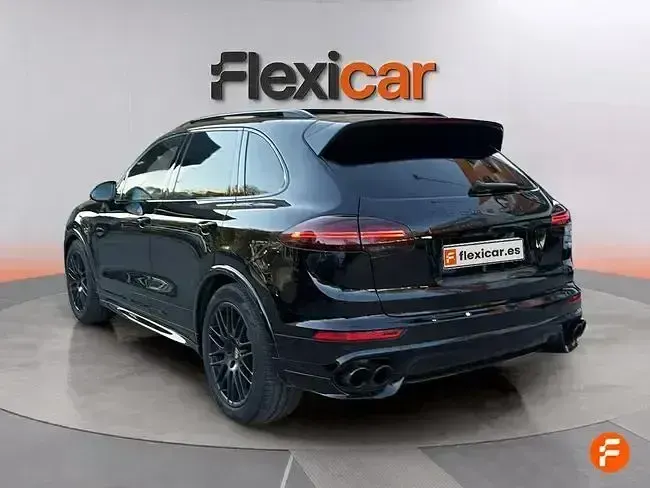 Usado Porsche Cayenne GTS 440 CV (323 kW) 2016 Negro SUV